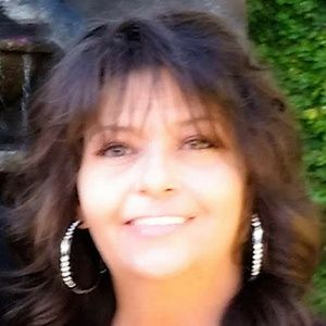 Meet your Posher, Toni